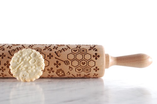 Engraved wooden rolling pin Honey motif in beech wood