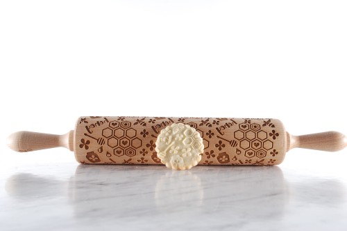 Beech rolling pin with Honey design for honey cookies