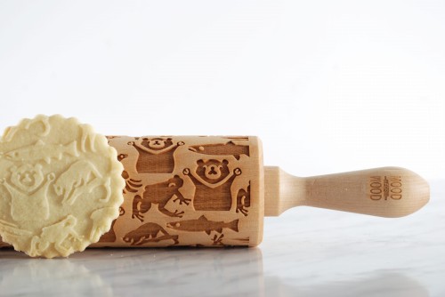 engraved wooden rolling pin with Taiwan motif