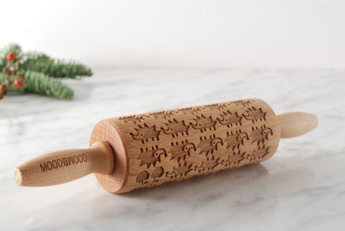 Mini laser engraved rolling pin with hegdehog design