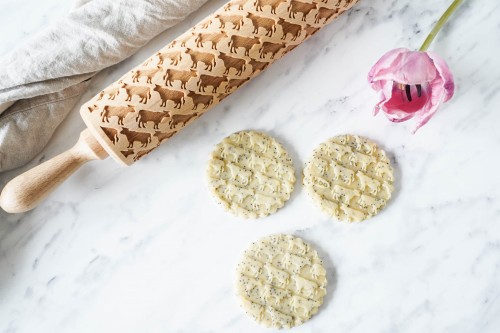 Engraved wooden rolling pin — Cows, raised pattern