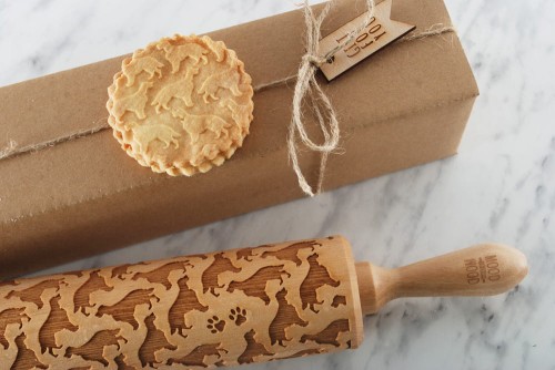 Rolling pin laser engraved with dogs