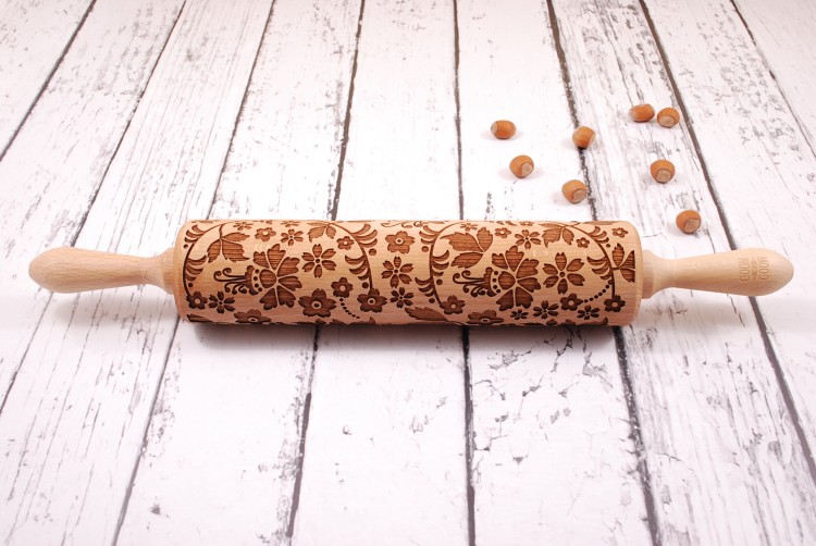 rustic rolling pin for cookies
