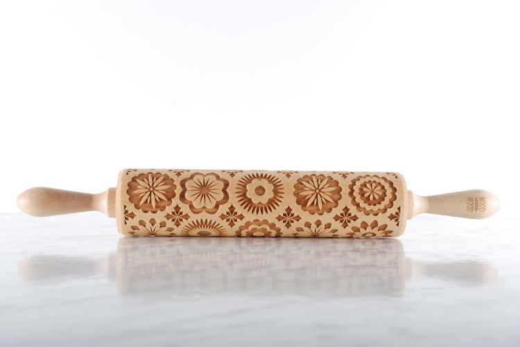 mandala na ciastkach wałek bukowy handmade