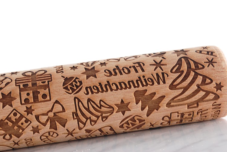 natural beech engraved rolling pin with German text