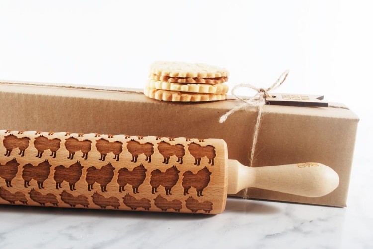 Keeshond breed rolling pin