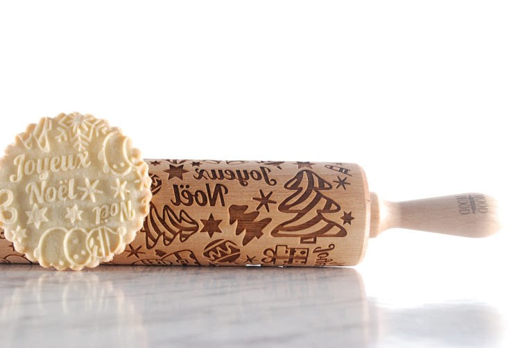Rolling pin for cookies with deep engraving – Joyeux Noel