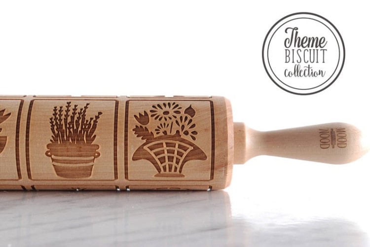 Engraved wooden rolling pin floral beech wood