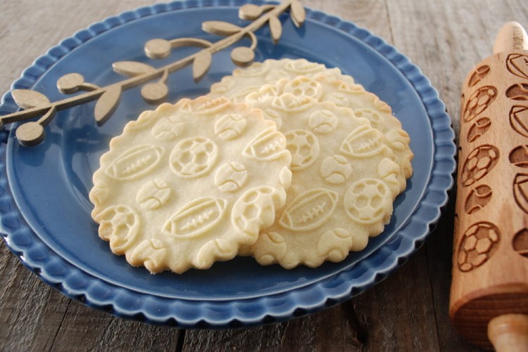 Embossed cookies with gameballs