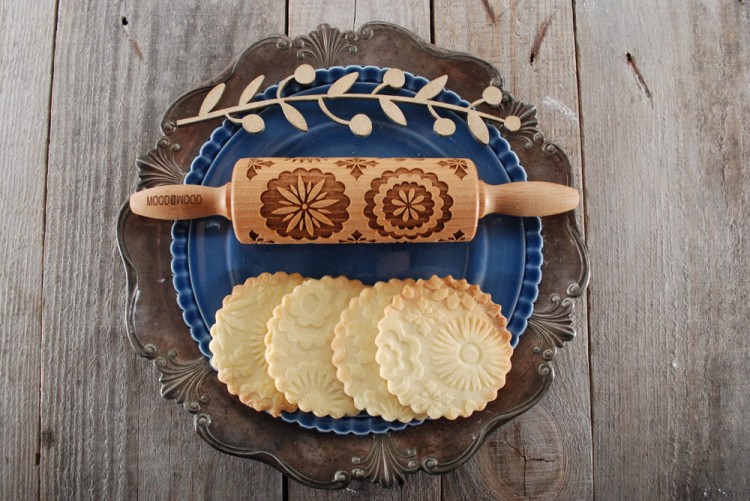 Decorative mini rolling pin from Mood for Wood