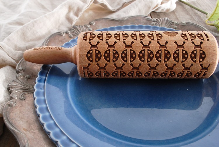 Mini wałek do ciasta w biedronki