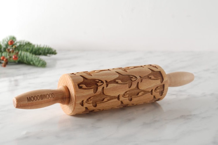 Mini rolling pin with orcas
