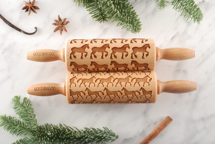 Set of two mini rolling pins with horses