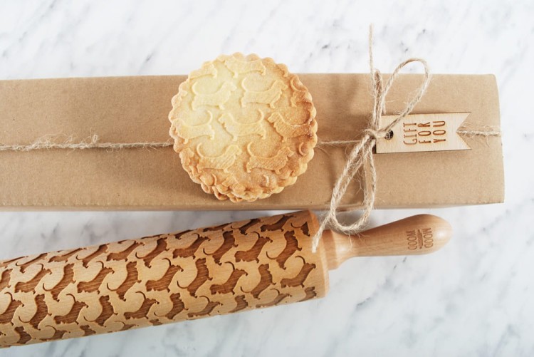 Laser engraved rolling pin with bassethound