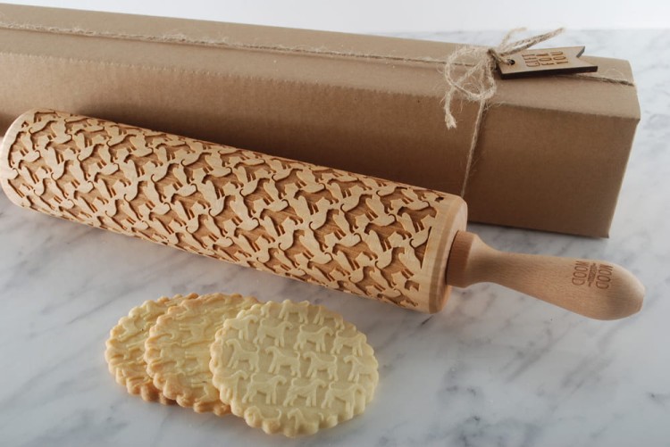 Wałek do ciasta w psy rasy Airedale Terrier