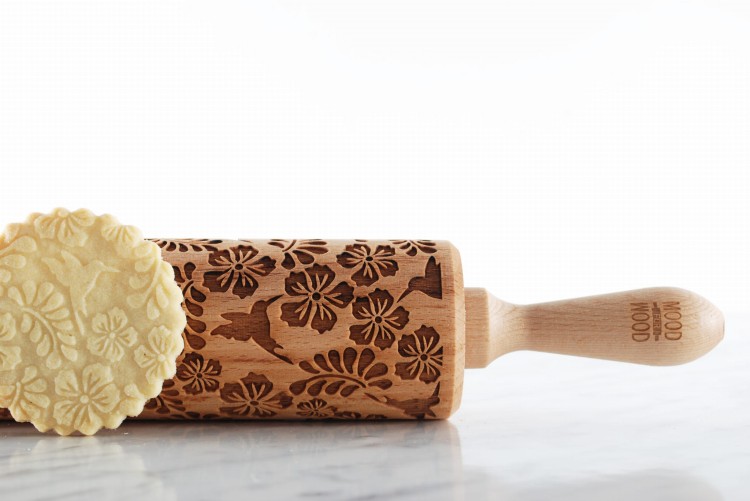 engraved wooden rolling pin Hummingbirds beech
