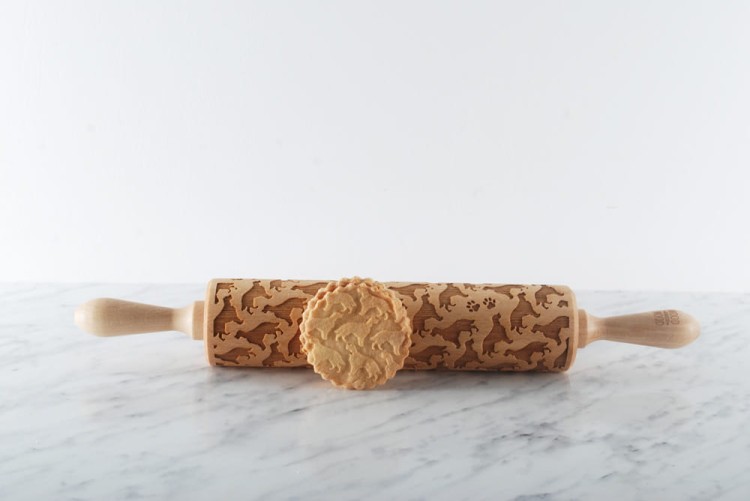 Regular size wooden rolling pin made of beech wood