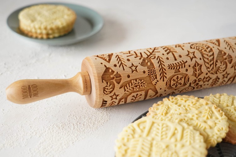rustic engraved holiday rolling pin
