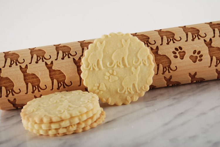 beech rolling pin deep engraving raised cat design