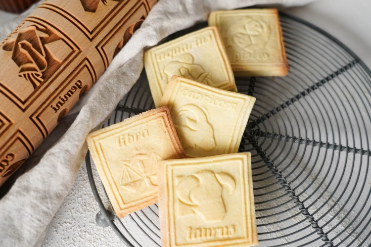 Herbatniki ze znakami zodiaku - od Mood for Wood
