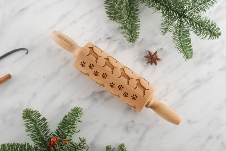 Mini engraved rolling pin with American pitbull dog