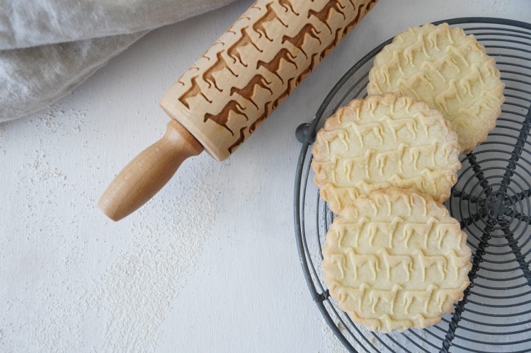 Mini wałek do ciasta z psem Azawakh