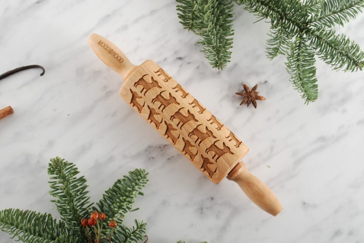 Mini embossing rolling pin with chihuahua dogs
