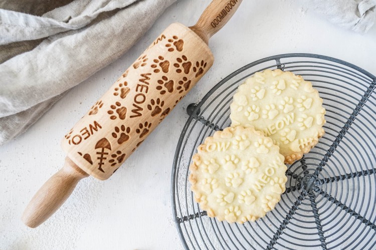 Mini wałek do ciastek z motywem kocich łapek