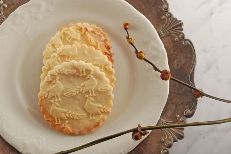 Kruche ciasteczka w elegancki wzór - od Mood for Wood