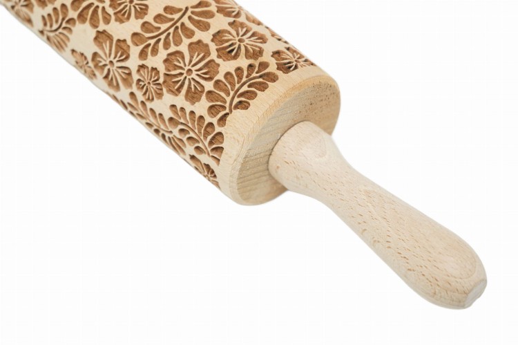 Polish engraved beech rolling pin from Moodforwood