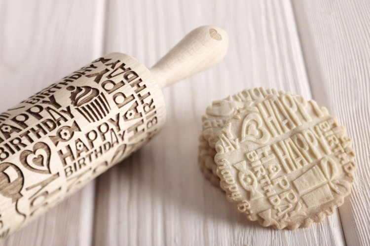 deep engraving wooden rolling pin cookies from Mood for wood