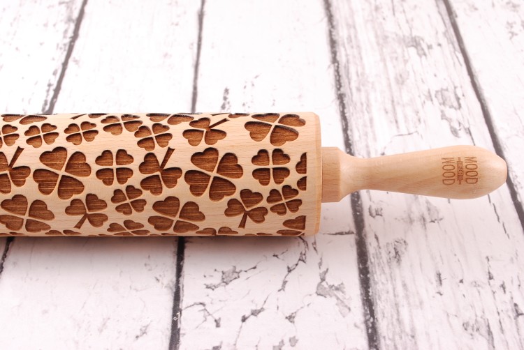 beech rolling pin with four-leaf clover motif for cookies