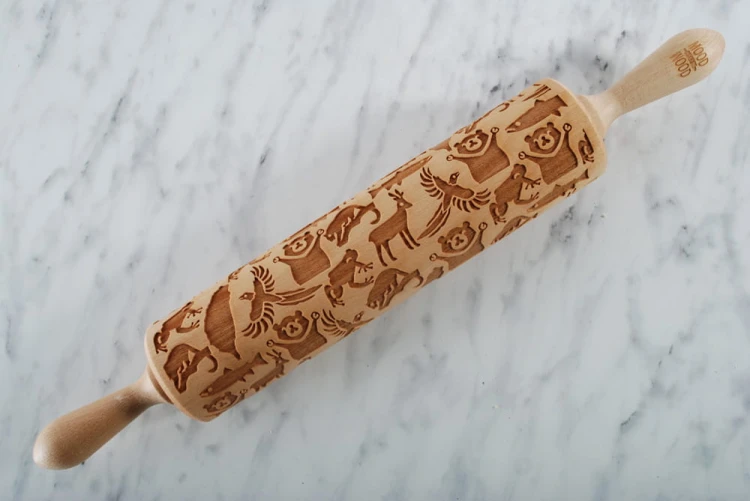 beech rolling pin deep engraving Formosan animals