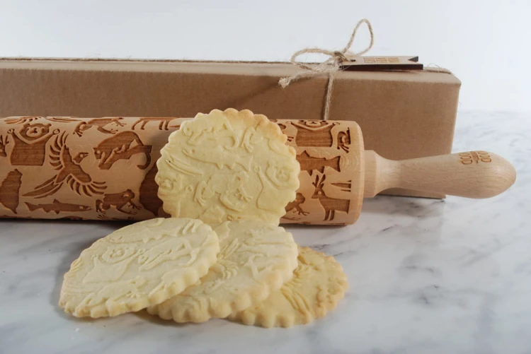gingerbread rolling pin raised Taiwan design