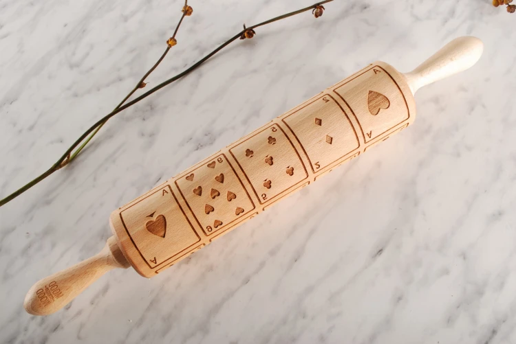 gingerbread rolling pin deep engraving poker theme
