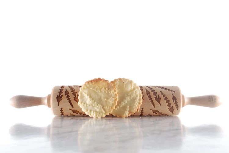 rolling pin for shortcrust dough lavender botanical design  Mood for Wood