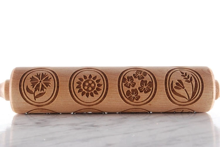 raised floral gingerbread pattern rolling pin