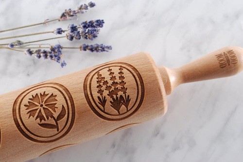 engraved wooden rolling pin flowers beechwood Mood for Wood