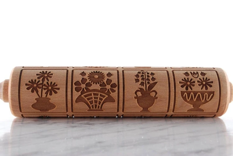Gingerbread cookies floral design beech rolling pin