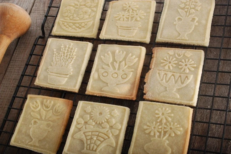 Clay and salt dough floral rolling pin raised texture
