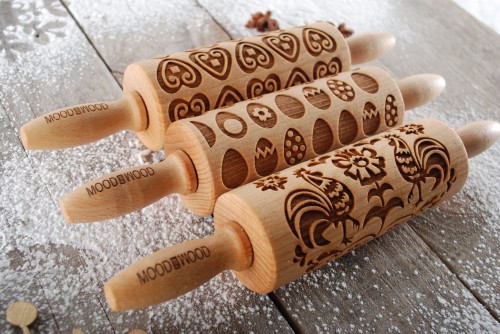 Set of 3 mini rolling pins for Easter cookies