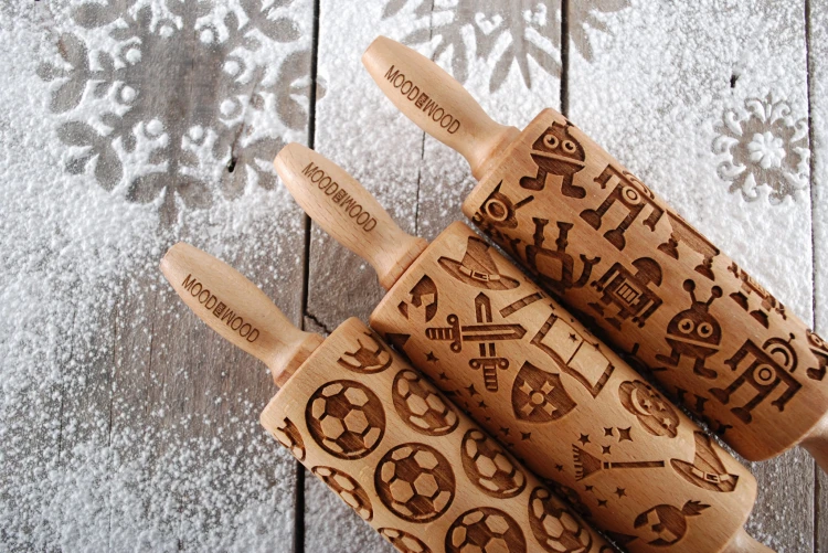 Set of 3 mini wooden rolling pins for boys