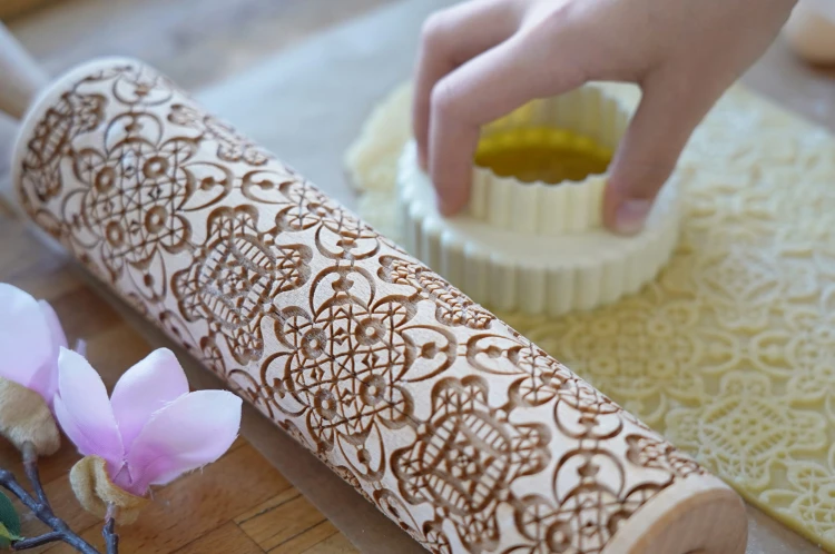 engraved wooden rolling pin Lace