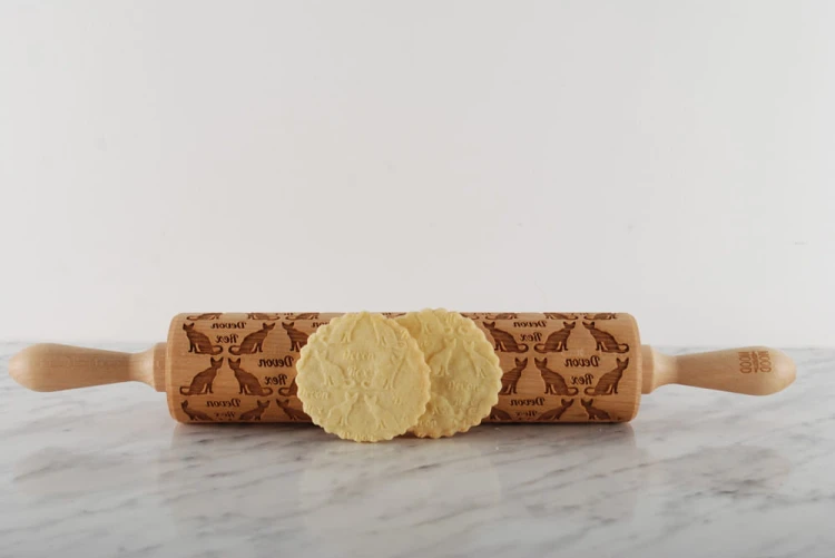 grawerowany-walek-devon-rex-widok-calego-produktu