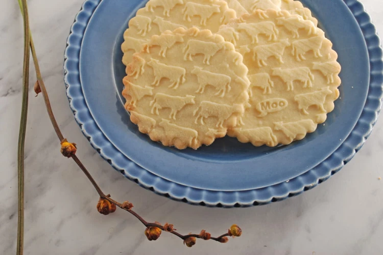 Butter cookies with cows