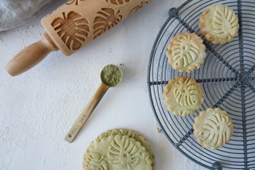 Wooden MINI rolling pin with monstera leaves