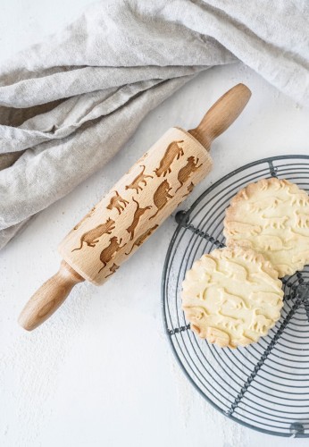 Mini rolling pin with playing cats - from Mood for Wood