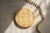 grawerowany stempel okrągły do ciastek – z napisem