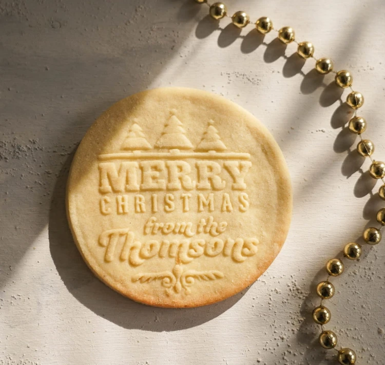 grawerowany stempel okrągły do ciastek – z napisem