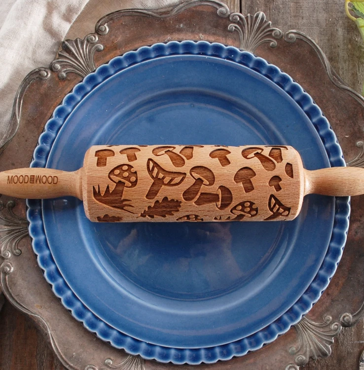 Mini rolling pin with mushroom design